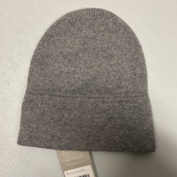 NWT Everlane Ribbed Knit Beanie Hat OS Grey Wool‎ Blend Warm Winter - Picture 2 of 5